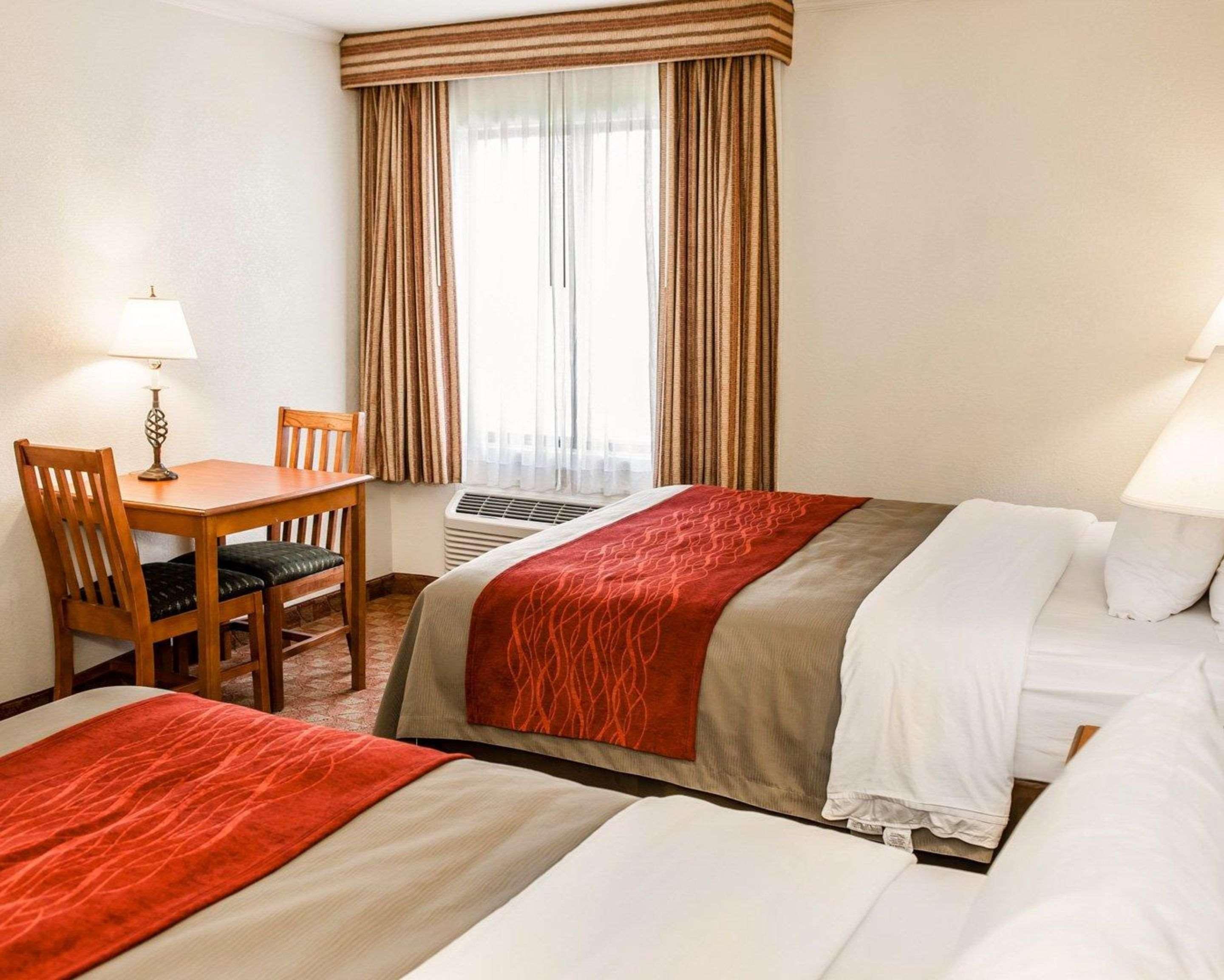 Inn Comfort I-65 3*